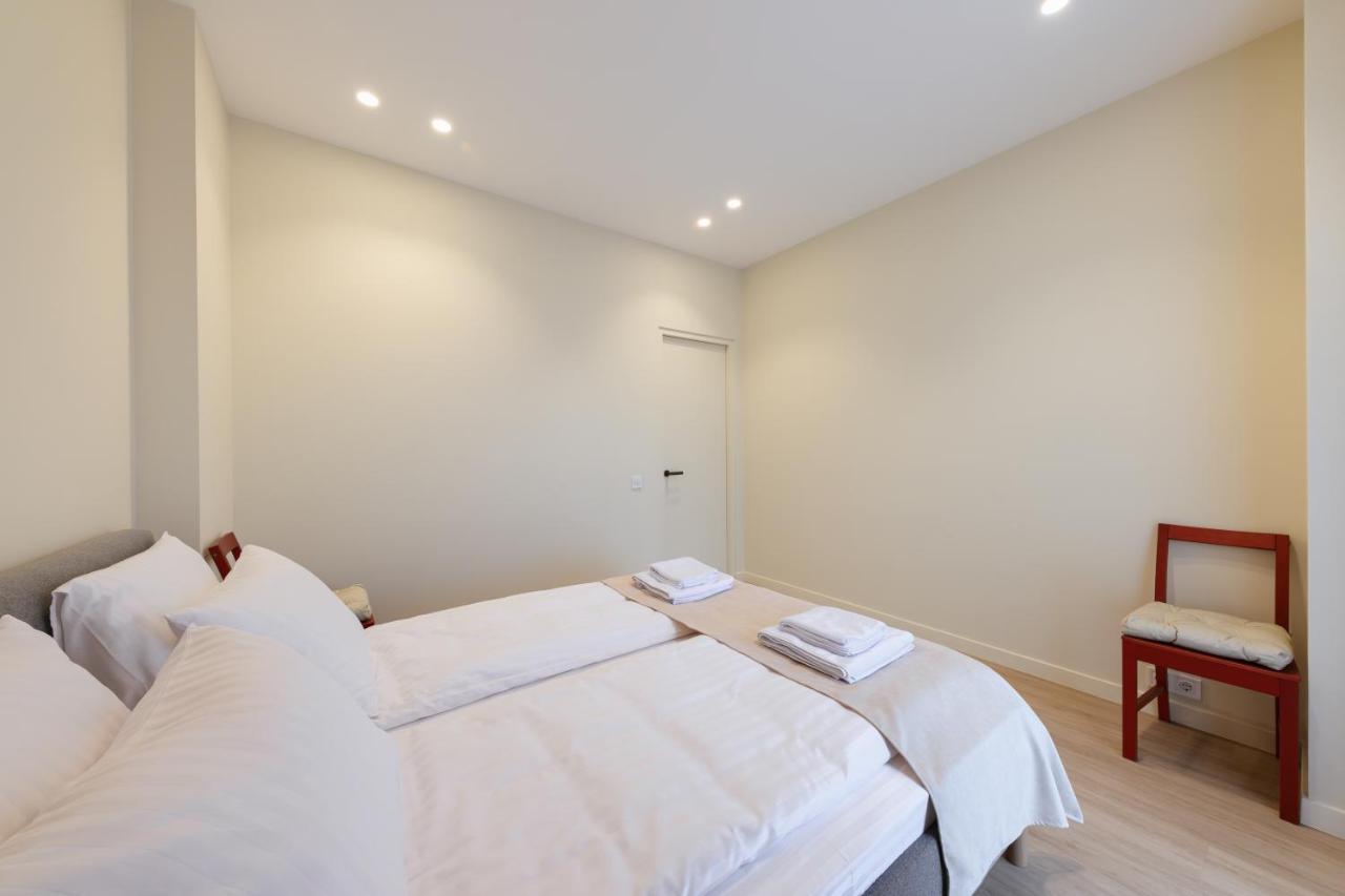 Мм Group Apartment Ужгород Экстерьер фото
