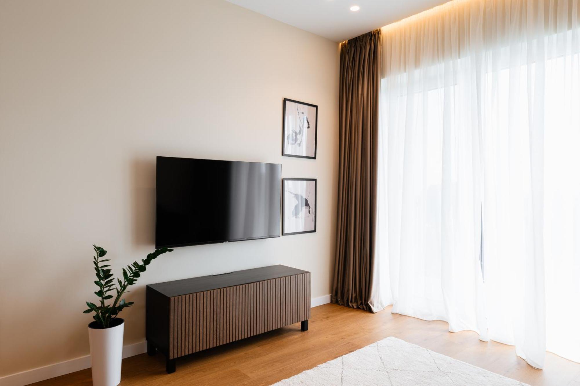 Мм Group Apartment Ужгород Экстерьер фото
